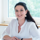 Dr. Tanja Bernsau