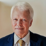 Dr. Fred Scott